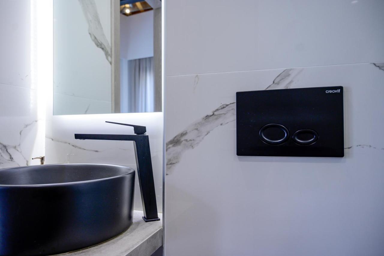 Luxury Suites By Panagiota เปรเวซา ภายนอก รูปภาพ