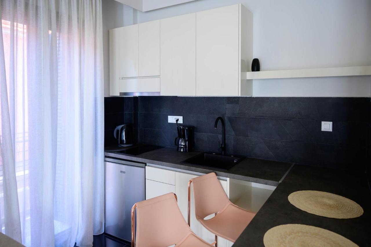 Luxury Suites By Panagiota เปรเวซา ภายนอก รูปภาพ