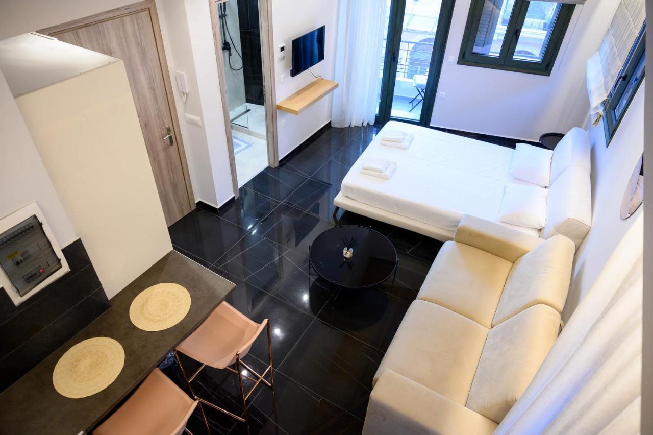 Luxury Suites By Panagiota เปรเวซา ภายนอก รูปภาพ